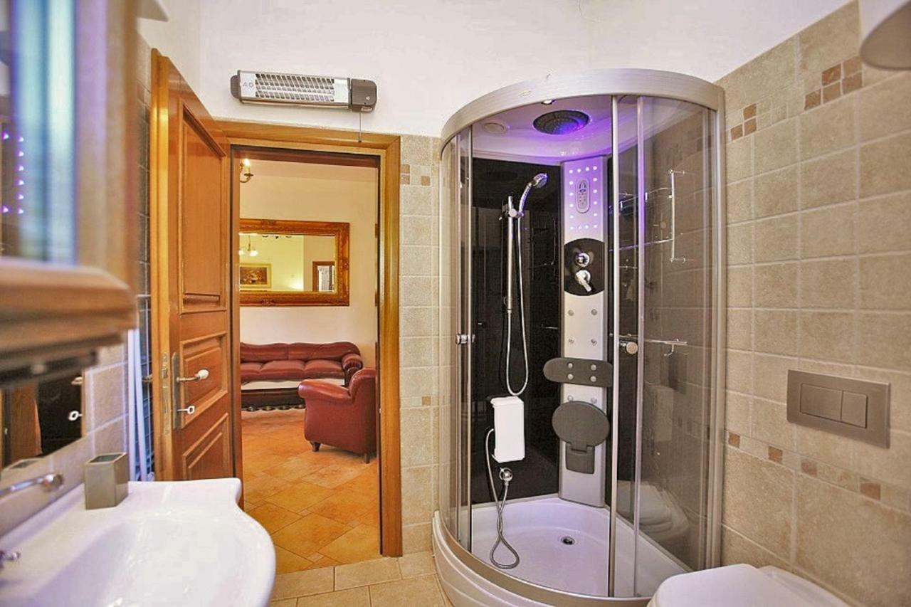 Holiday Home Sarita Šišan 外观 照片