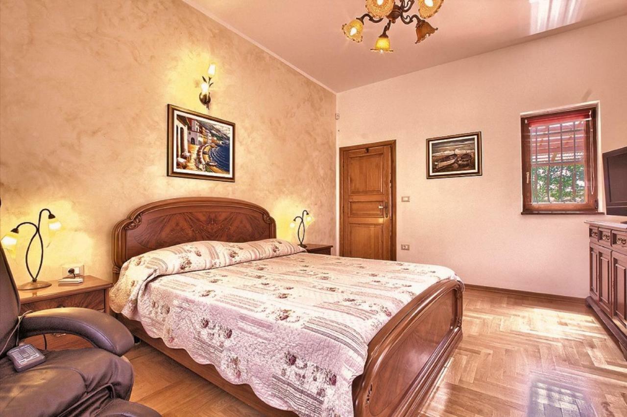 Holiday Home Sarita Šišan 外观 照片
