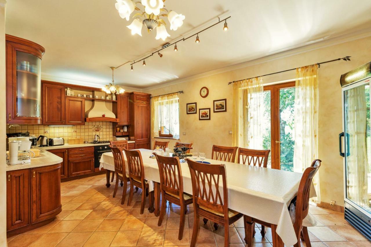 Holiday Home Sarita Šišan 外观 照片